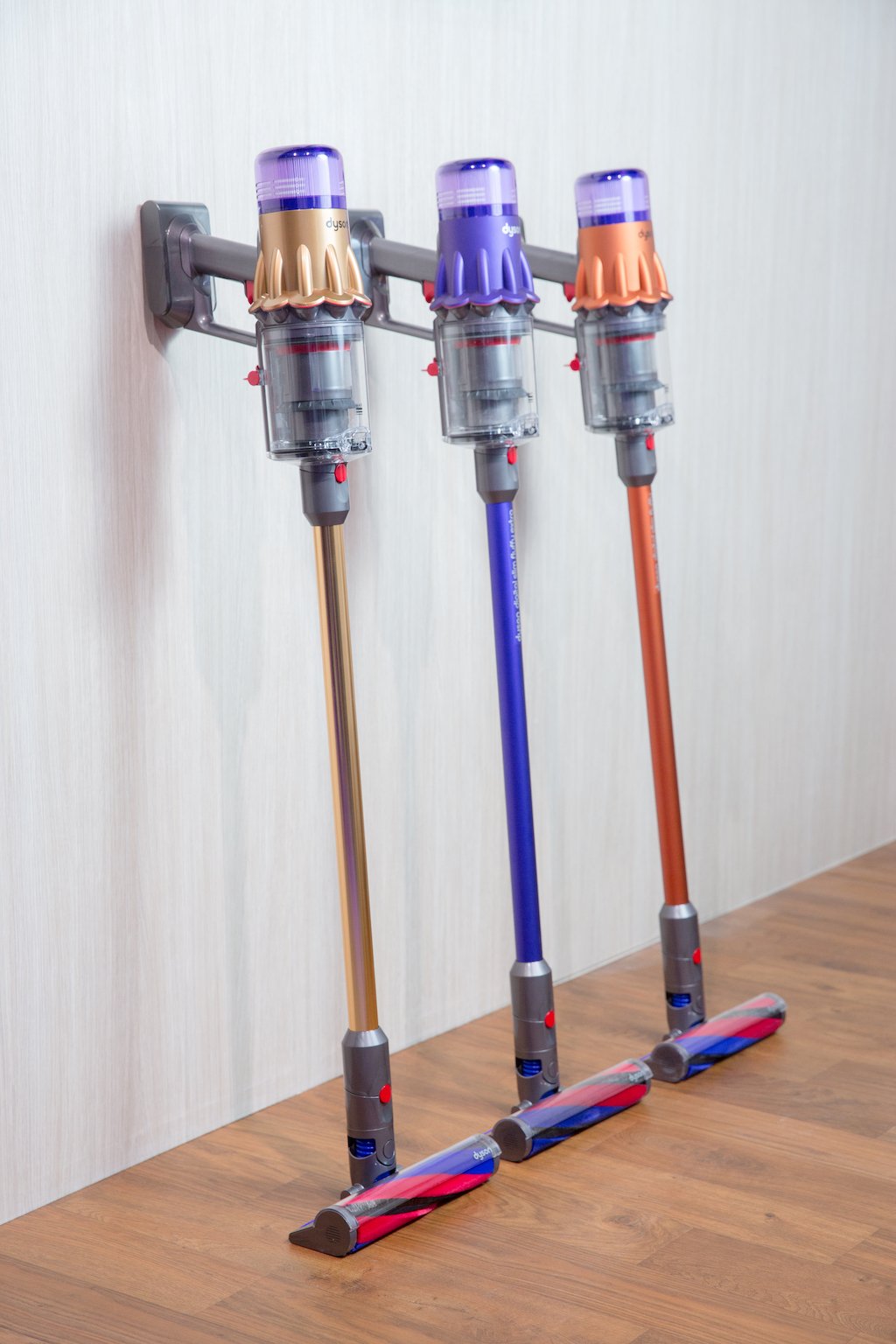 历代最轻设计Dyson Digital Slim 无线吸尘机登场